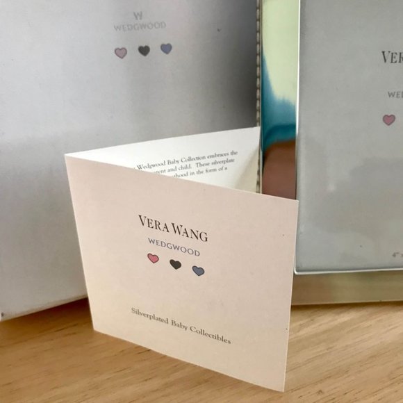 RARE FIND ~ Vintage Vera Wang by Wedgwood Baby Silverplated Frame 4x6 - Picture 4 of 6